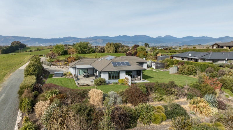 6 Karamu Lane, Redwood Valley, Richmond - Carousel 1