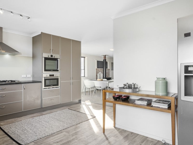 57 Hood Street, Wakari, Dunedin - Carousel 2