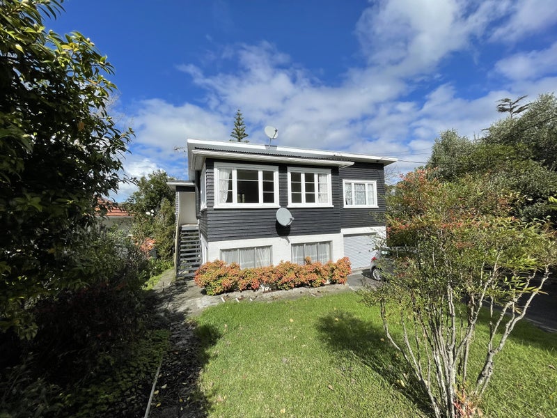 36 Channel View Road, Campbells Bay, Auckland - Carousel 1