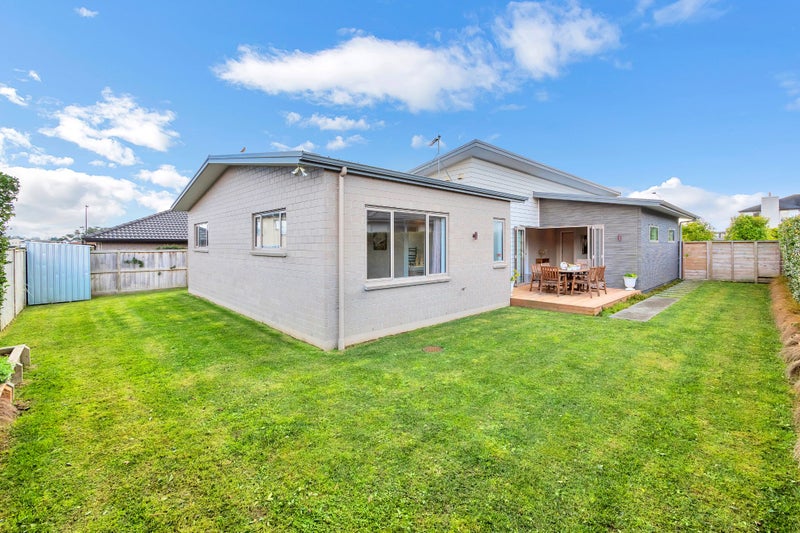 56 Capriana Drive, Karaka, Papakura - Carousel 16