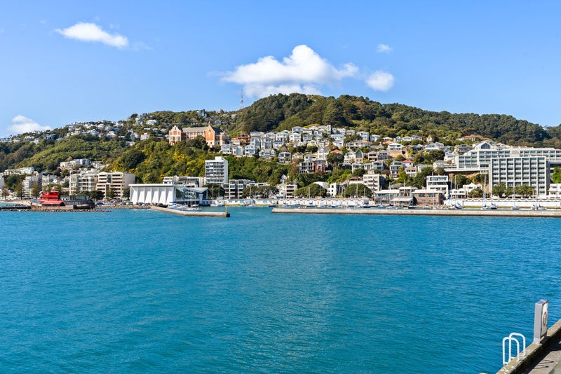 1A/2 Clyde Quay Wharf, Te Aro, Wellington - Carousel 2
