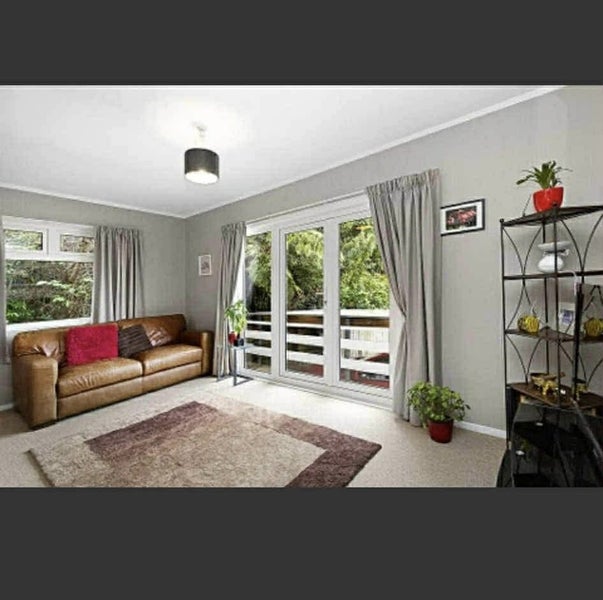 1/6 Taka Grove, Normandale, Lower Hutt - Carousel 2