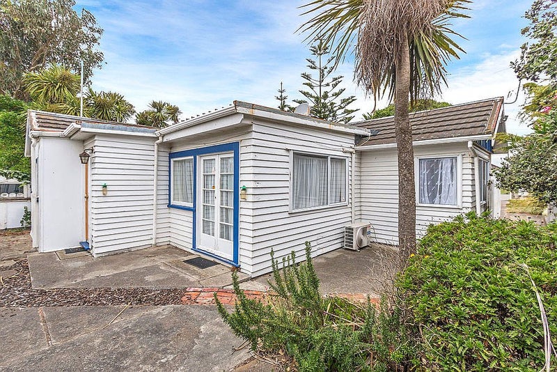 12 Shackleton Street, New Brighton, Christchurch - Carousel 1