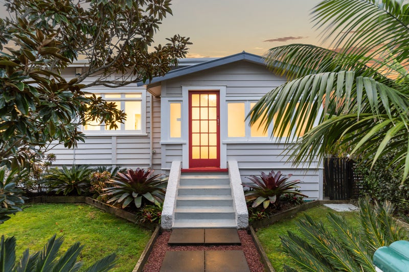 28A Mays Road, Onehunga, Auckland - Carousel 21
