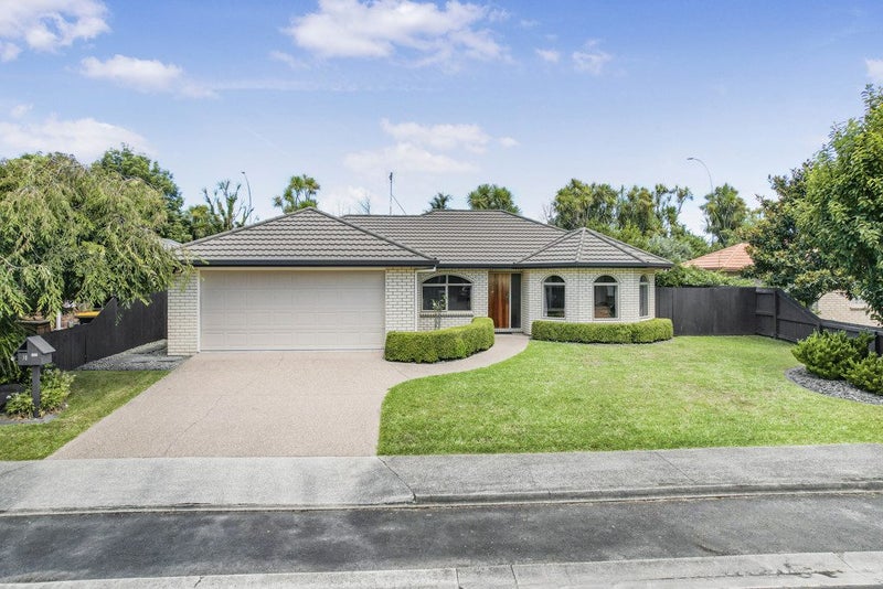 70 Nielsen Gardens, Rototuna, Hamilton - Carousel 1