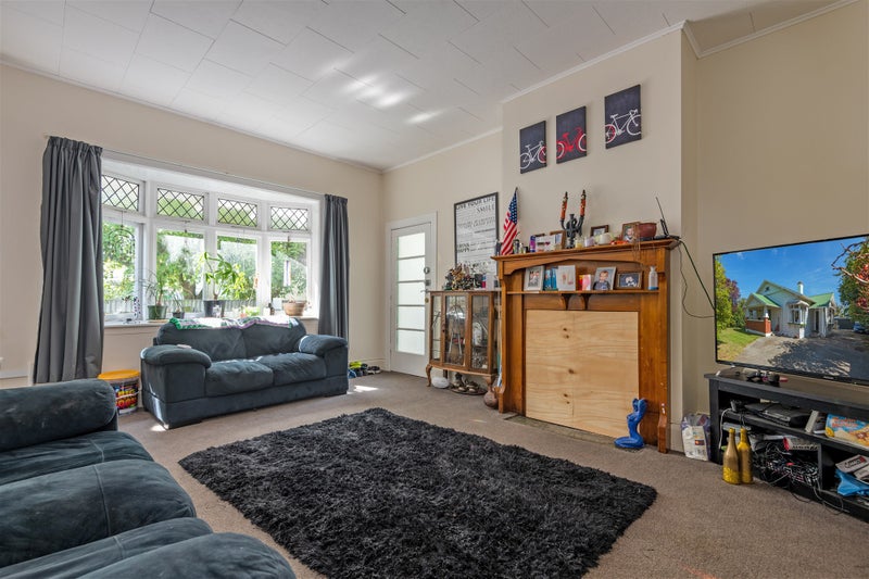 8 Ward Street, Palmerston North, Palmerston North - Carousel 2