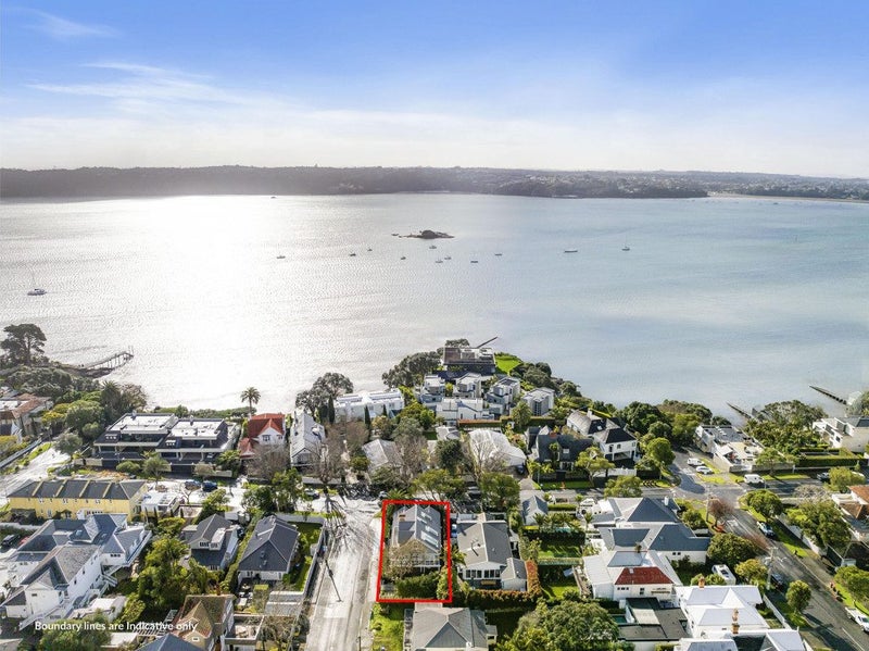 86 Sarsfield Street, Herne Bay, Auckland - Carousel 16