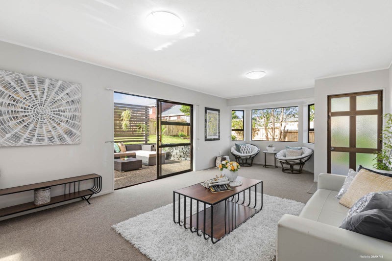2/35 Stranolar Drive, Waikowhai, Auckland - Carousel 2