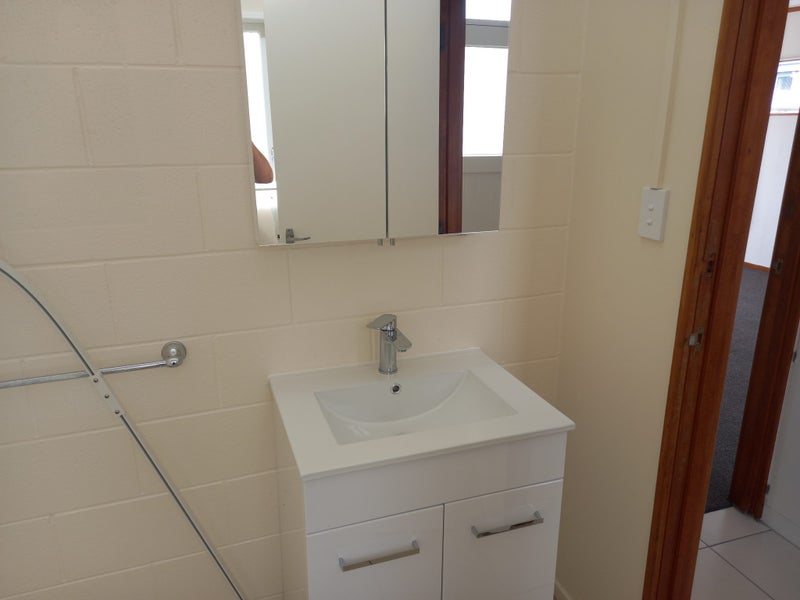 1/3 Orcades Place, Lynfield, Auckland - Carousel 9