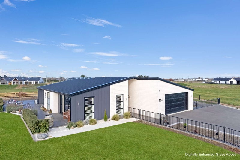 12 Meadowlands Green, Allenton, Ashburton - Carousel 2