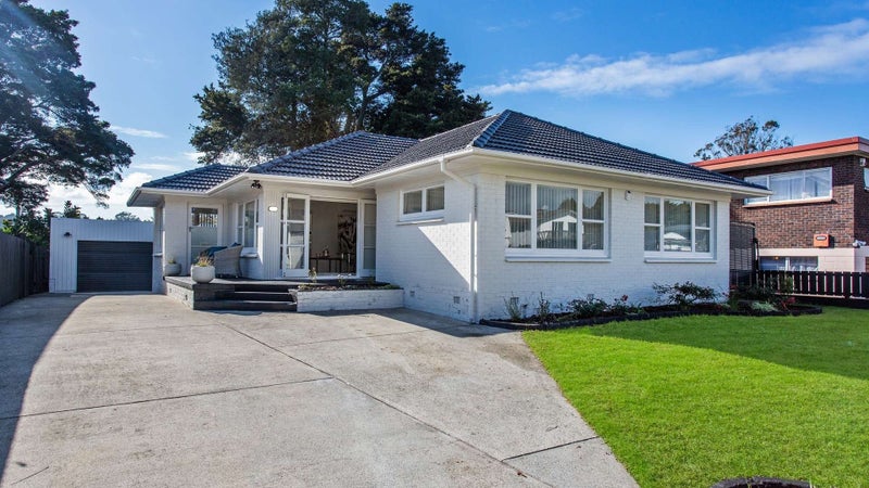 50 Lawrence Crescent, Hillpark, Auckland - Carousel 1