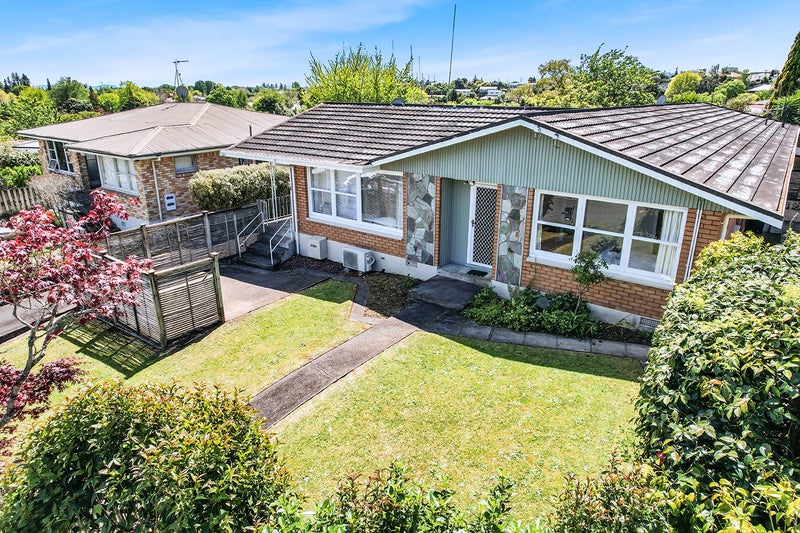 53 Lynn Road, Bayview, Auckland - Carousel 2