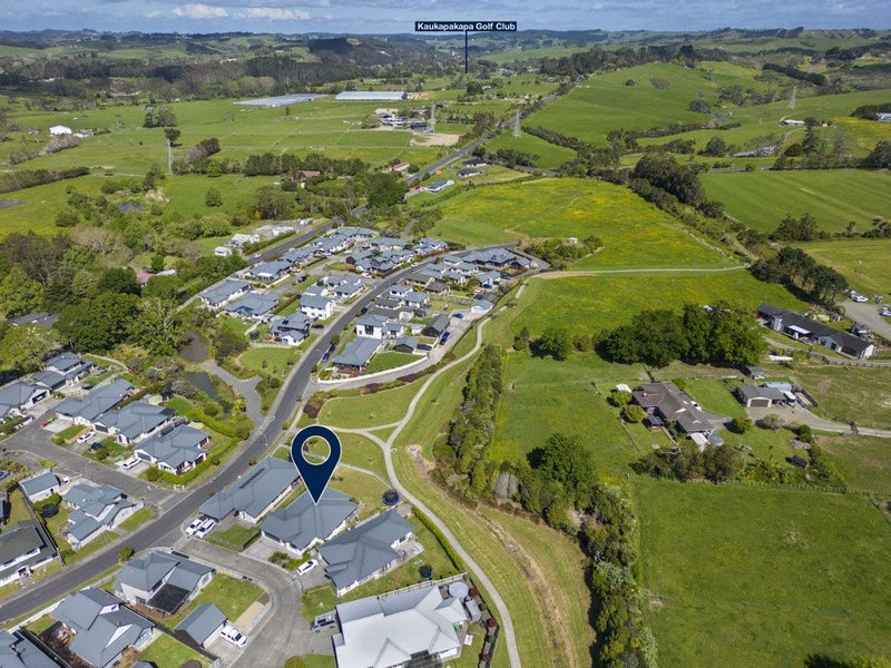 3 Magnolia Lane, Helensville - Carousel 27