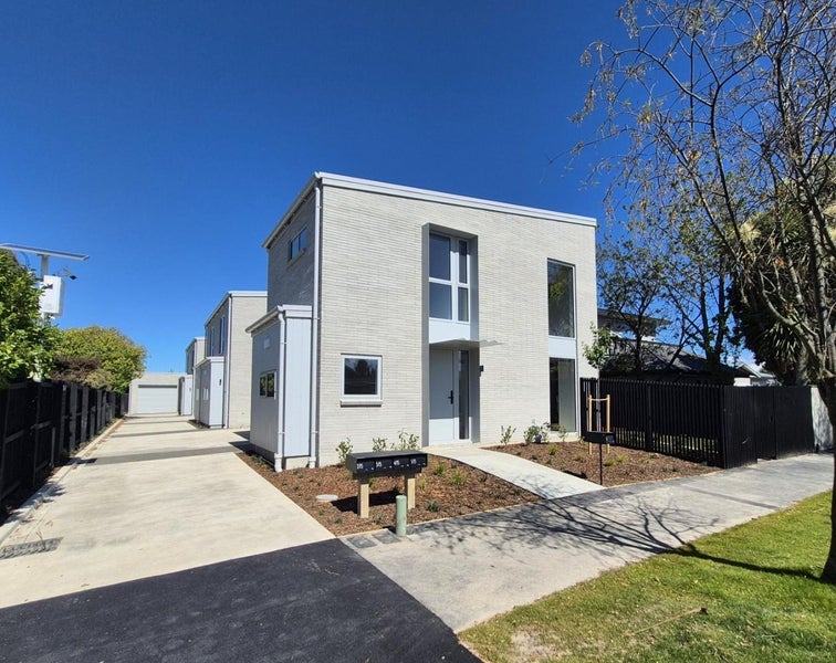 15 Sumner Street, Spreydon, Christchurch - Carousel 1