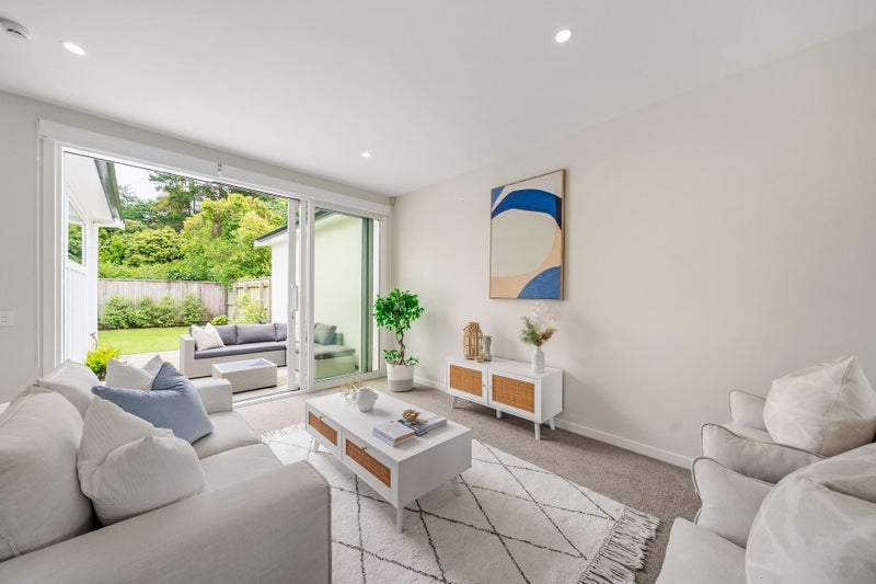 8 Glide LANE, WHITBY, PORIRUA - Carousel 2