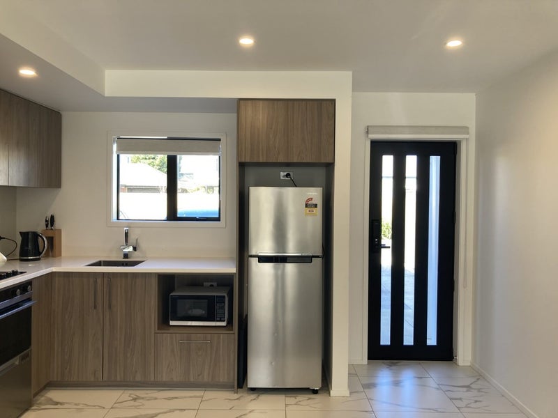 9 Bings Lane, Richmond, Christchurch - Carousel 2