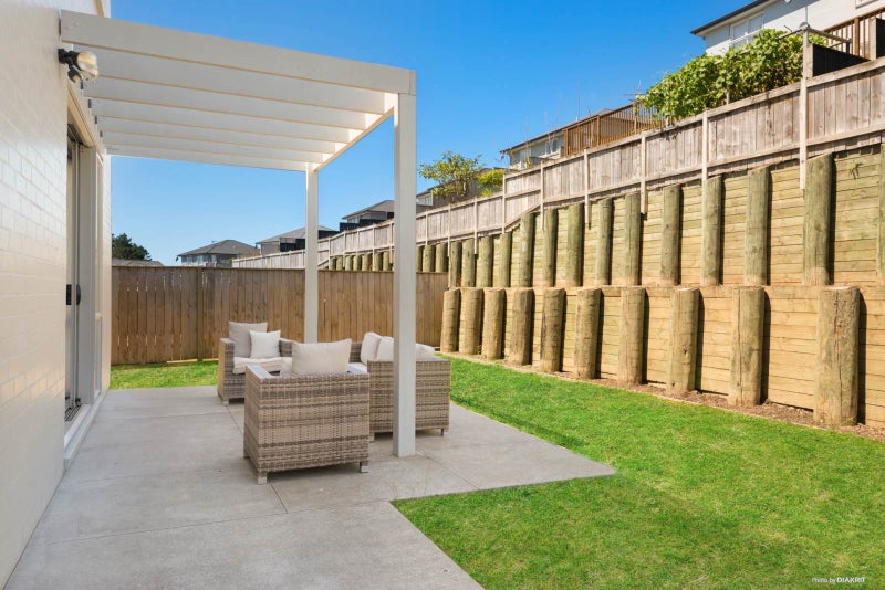 76 Mackay Drive, Greenhithe, Auckland - Carousel 2