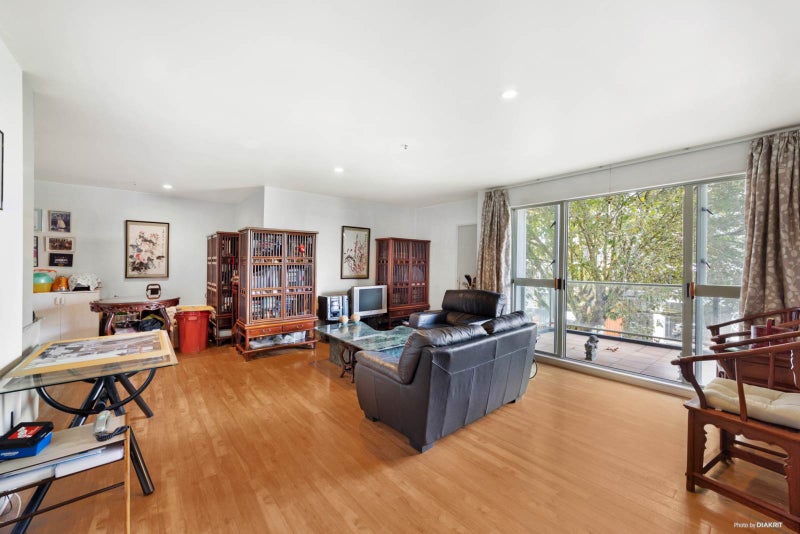 1D/8 Howe Street, Freemans Bay, Auckland - Carousel 2