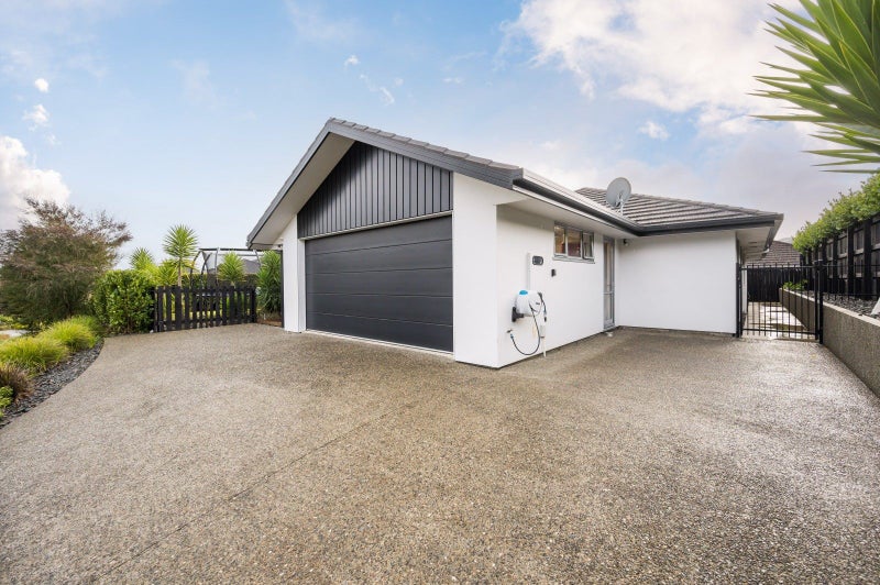 27 Sanctuary Drive, Stoke, Nelson - Carousel 1