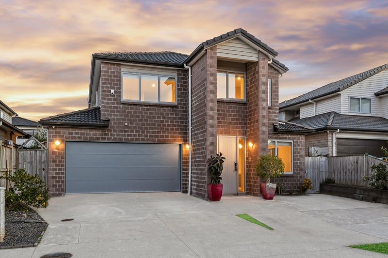 6 Cahir Place, Flat Bush, Auckland - Carousel 1