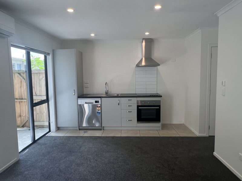 1/161 Nixon Street, Hamilton East, Hamilton - Carousel 2