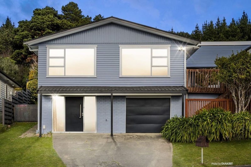49 Sunrise Boulevard, Tawa, Wellington - Carousel 1