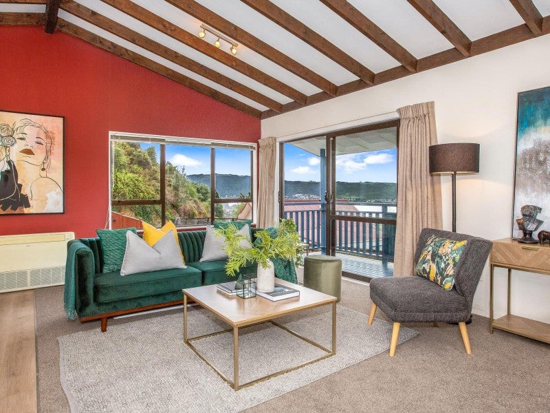 4 Solway Place, Papakowhai, Porirua - Carousel 2