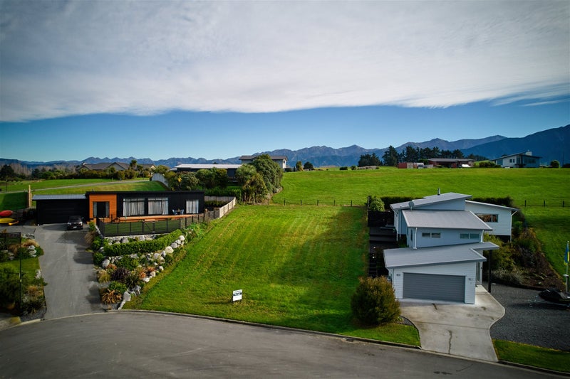 18 Swyncombe Place, Kaikoura Flat, Kaikōura - Carousel 1