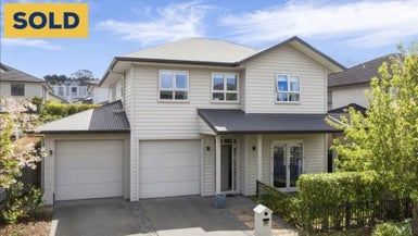 49 Garin Way, Stonefields, Auckland - Carousel 1