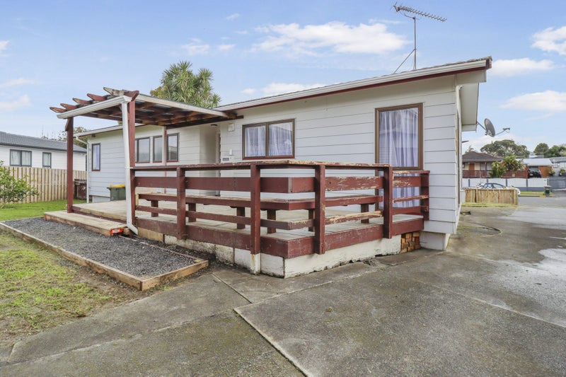 3 Limond Street, Randwick Park, Auckland - Carousel 2