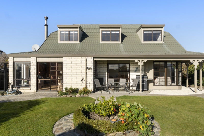 27 Brooklyn Drive, Redwoodtown, Blenheim - Carousel 2