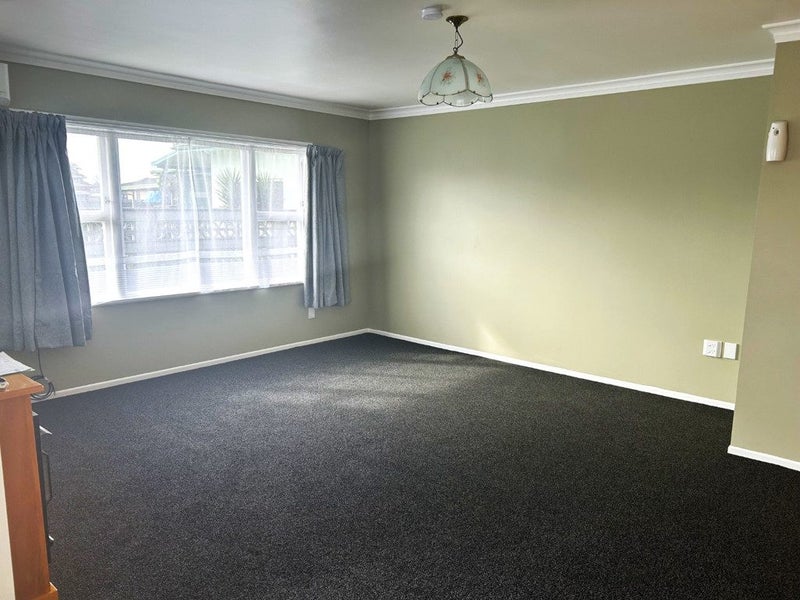 1/105 Allerton Street, Saint Leonards, Hastings - Carousel 2