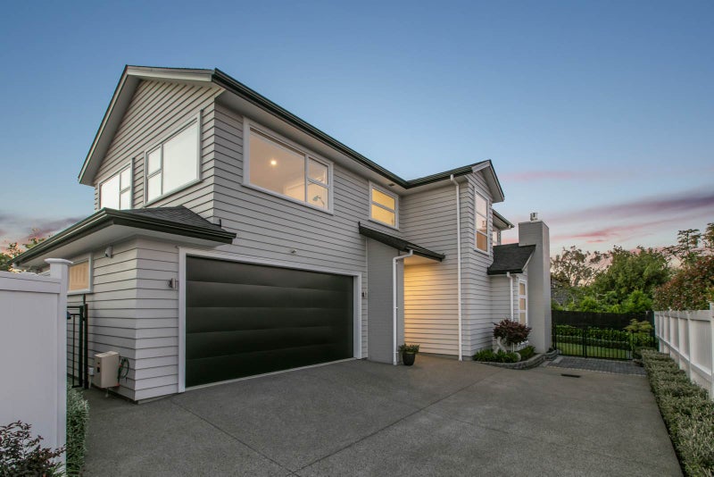 14A Lisburn Avenue, Glendowie, Auckland - Carousel 1