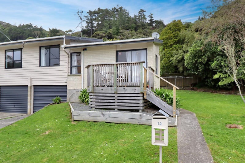 12 Crawford grove, Naenae, Lower Hutt - Carousel 1