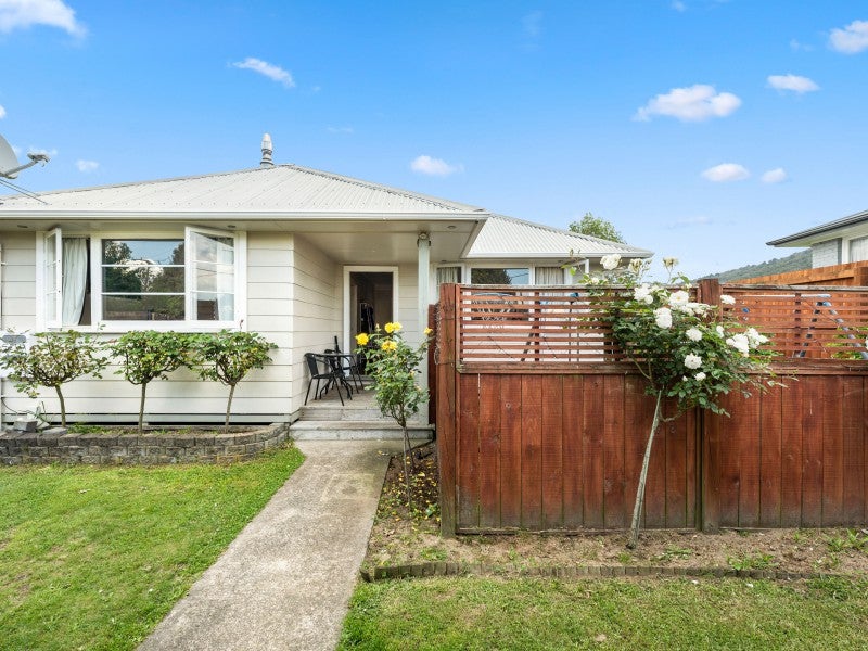 23 Lisa Crescent, Mangakakahi, Rotorua - Carousel 1