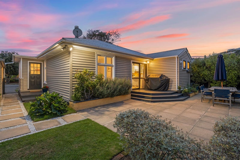 5 Celia Street, Redcliffs, Christchurch - Carousel 1