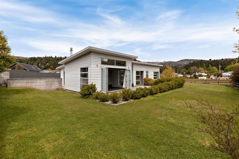 25 Alice Burn Drive, Cromwell - Carousel 2