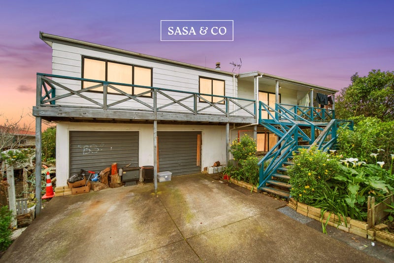 14 Cyril Crescent, West Harbour, Auckland - Carousel 1