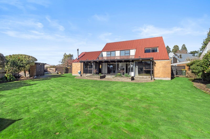 49 Walnut Avenue, Allenton, Ashburton - Carousel 23