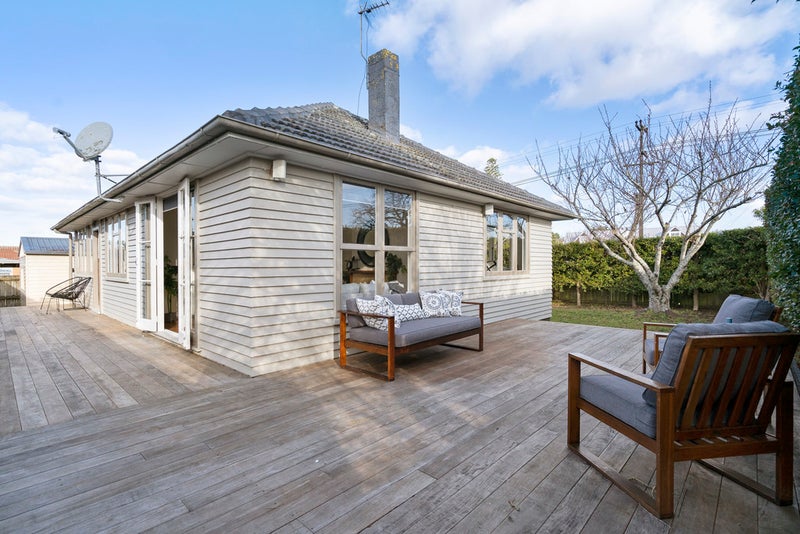 66 Kings Road, Panmure, Auckland - Carousel 1