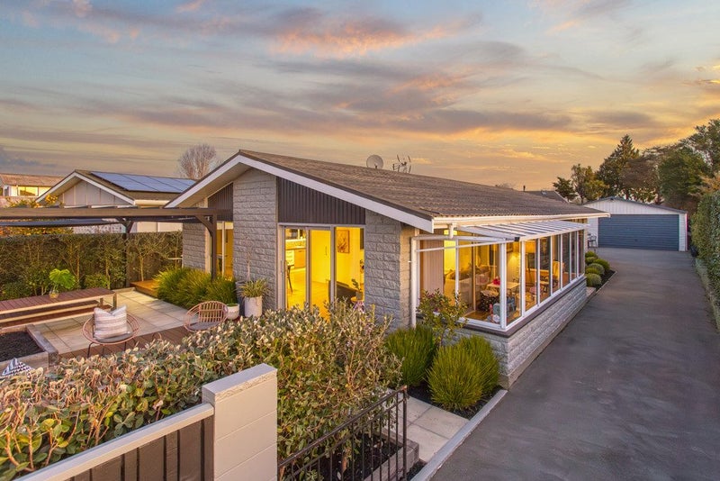 5 Cintra Place, Casebrook, Christchurch - Carousel 1