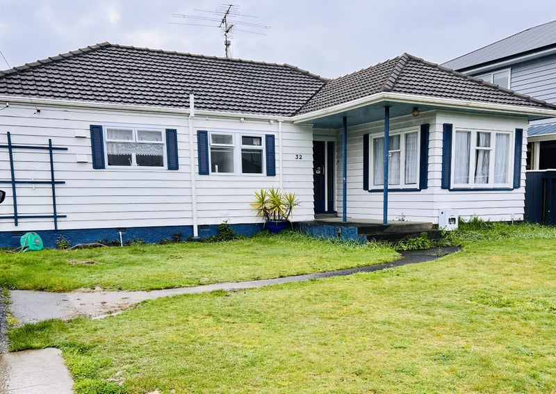 32 Moonshine Road, Trentham, Upper Hutt - Carousel 1