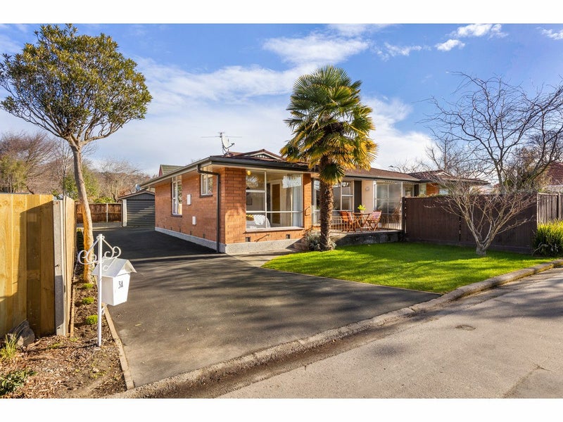 1/3 Coachman Lane, Opawa, Christchurch - Carousel 1