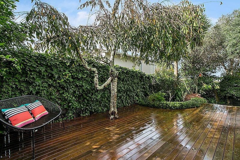 2/16 Strong Street, St Johns, Auckland - Carousel 10