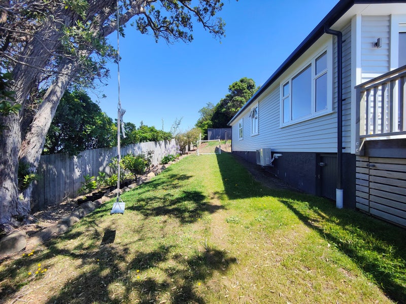 65 Seatoun Heights Road, Seatoun, Wellington - Carousel 12