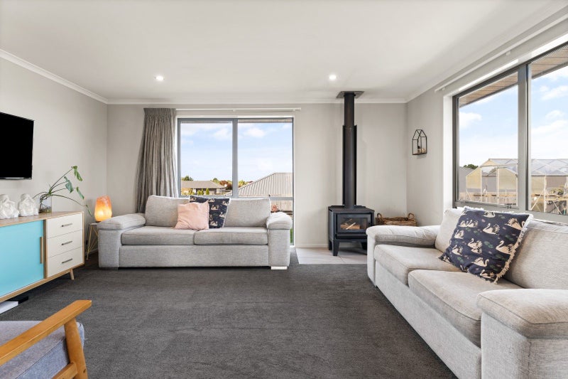 10 Lancaster Lane, Waldronville, Dunedin - Carousel 2