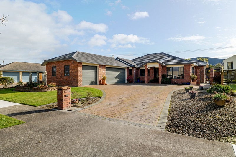 62 Royal Oak Drive, Kelvin Grove, Palmerston North - Carousel 35