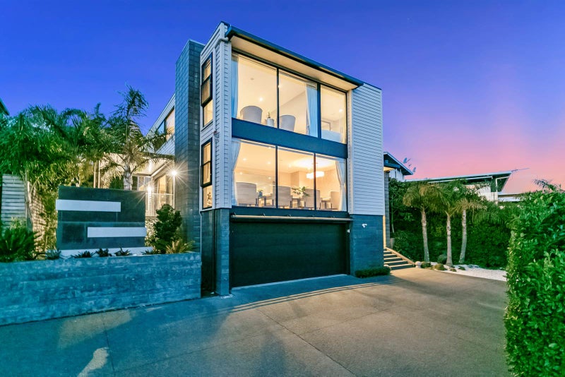 126B Paritai Drive, Orakei, Auckland - Carousel 1