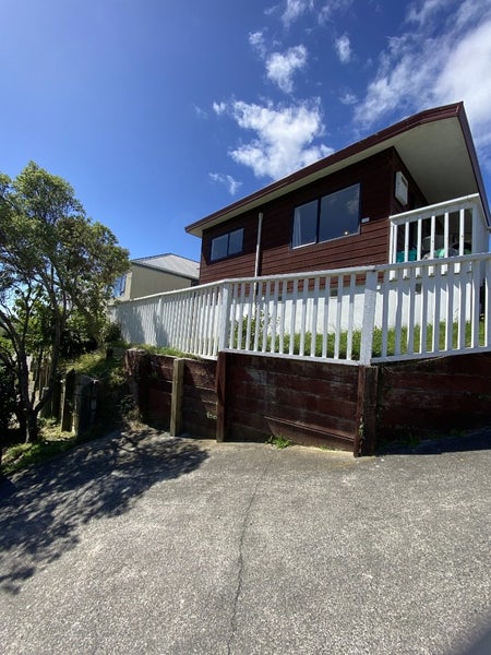 33A Bould Street, Johnsonville, Wellington - Carousel 2