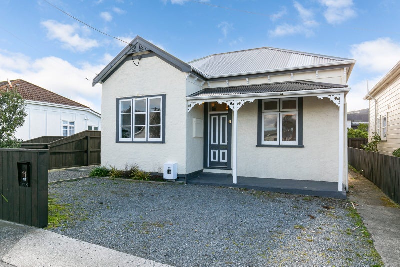 11 Richmond Street, Petone, Lower Hutt - Carousel 1